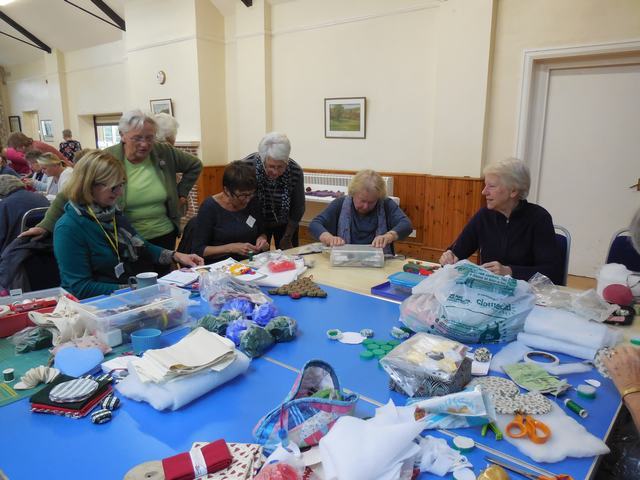 Jane, Jean, Sue T, Sheila M, Valerie Cole, Gill D